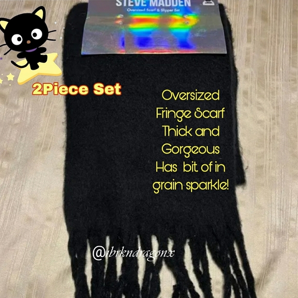 NWT Coordinated Sets Steve Madden Emogi Happy Slippers and Oversized Scarf - Picture 8 of 16